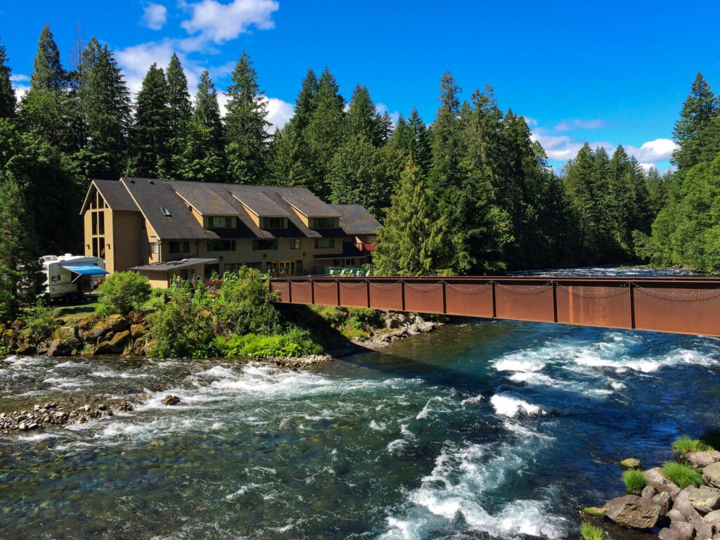 Oregon hot springs, romantic getaway