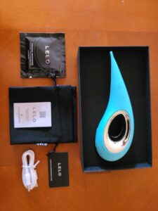 The box and parts included in the LELO DOT 