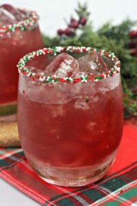 naughty elf holiday cocktail recipe